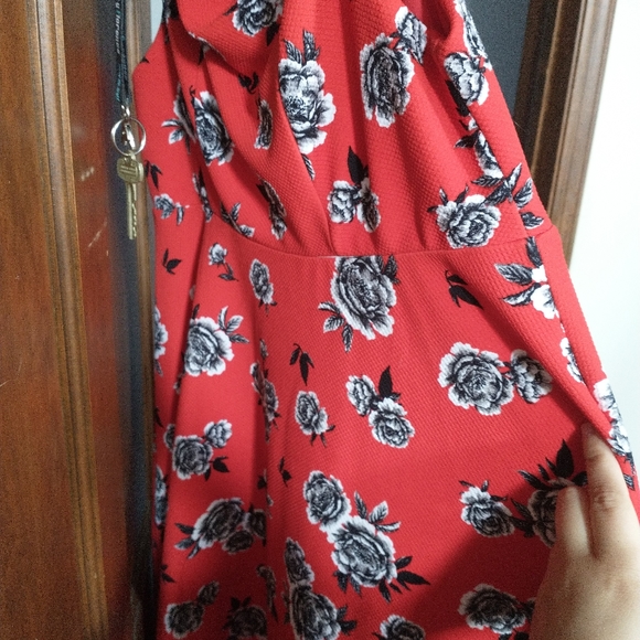 Torrid Red Rose Off-shoulder Dress Retro - Picture 4 of 8